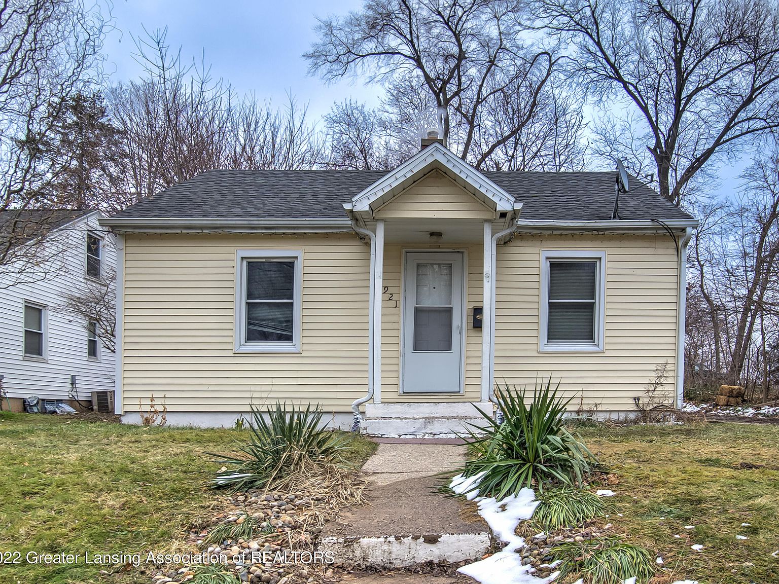 921 Nipp Ave, Lansing, MI 48915 Zillow