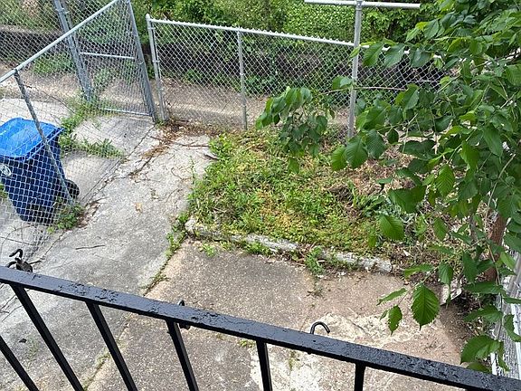 2nd image of 1513 N Ellamont St