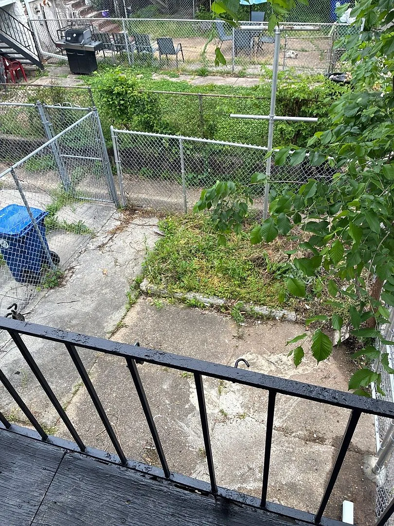 Building Photo - 1513 N Ellamont St