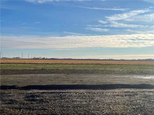 4 Baxmeyer Ln, Assumption, IL 62510