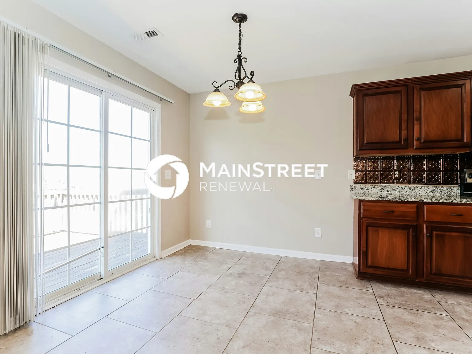 3994 Kristen St — Photo 4