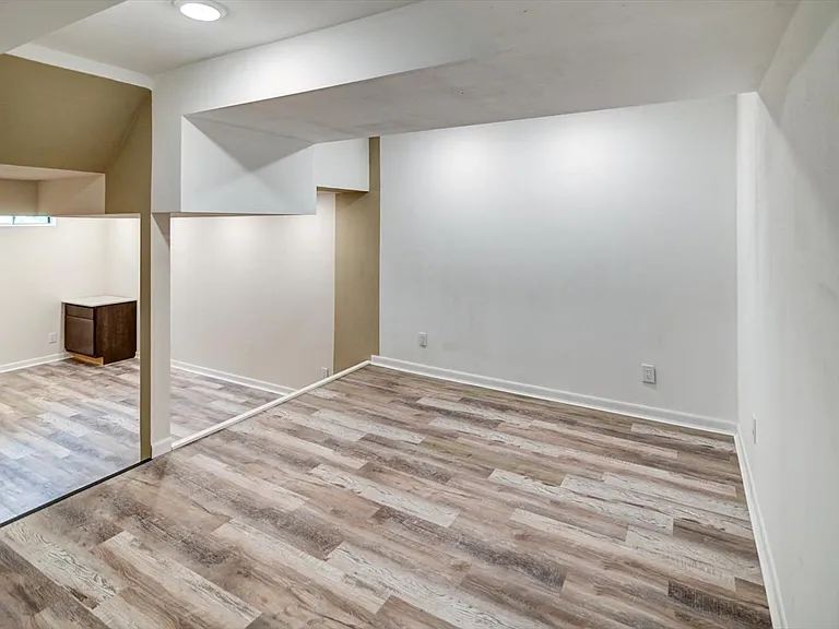10 Bradford Ln — Photo 44