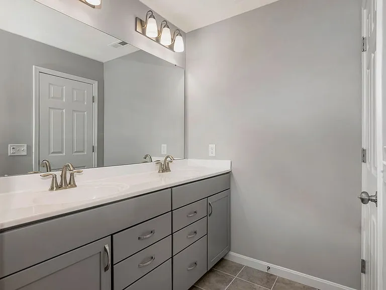 4868 Osprey Pointe Dr — Photo 31