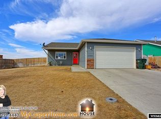 5750 Antelope Dr, Bar Nunn, WY 82601