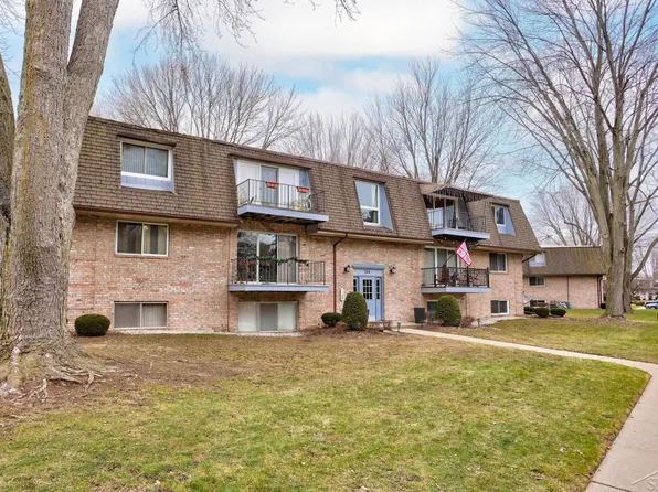 204 Provincial Ct, Saginaw, MI 48638