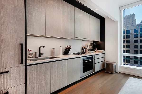 Rented by R New York | media 13