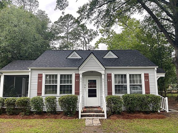 3rd image of 36 Parker Dr