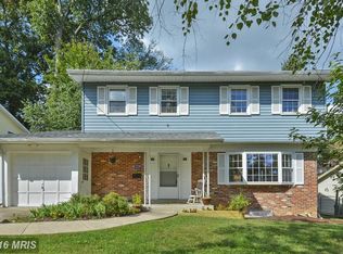 814 Loxford Ter, Silver Spring, MD 20901
