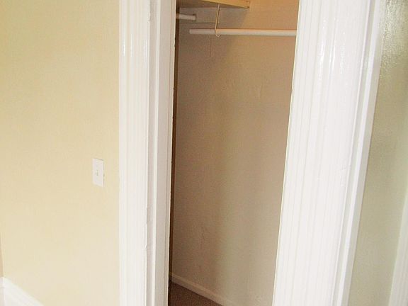 Walk in closet