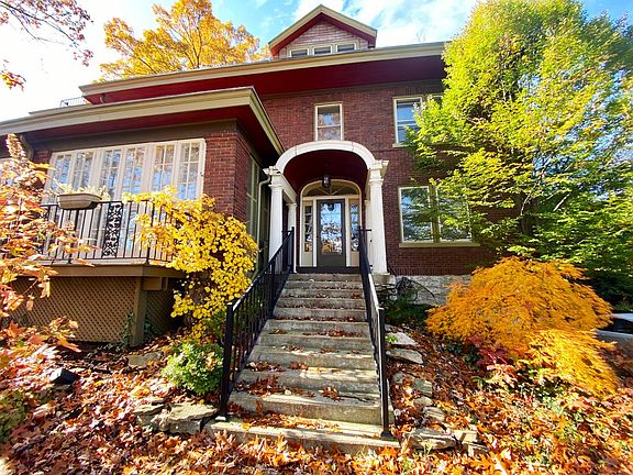 Entrance to home. A peaceful sanctuary, minutes to UC area and Clifton's best offerings.