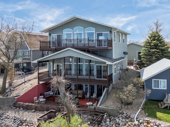 5361 S Shore Dr, Chester, SD 57016