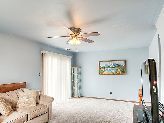 2nd image of 16239 85th Ave APT 1