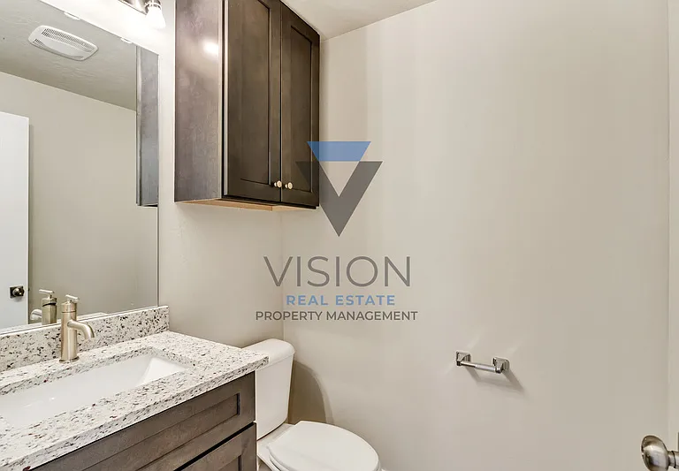 1098 S High Ridge Rd — Photo 13