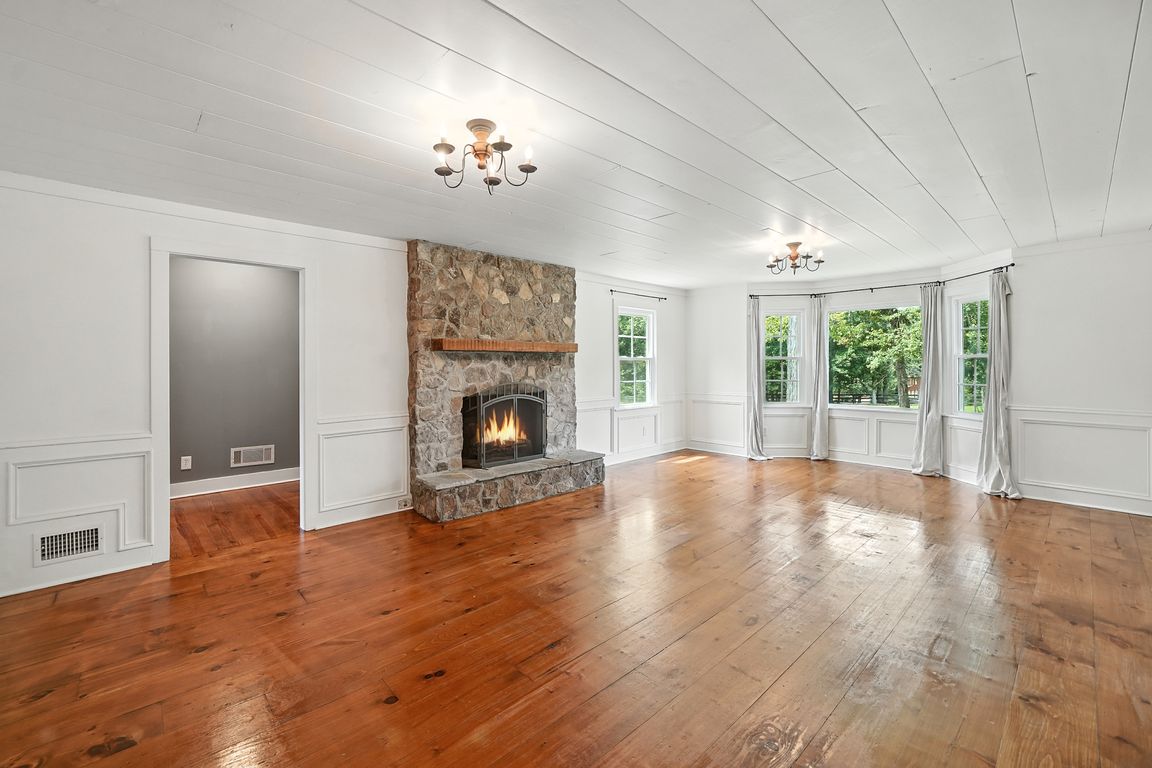 next background image