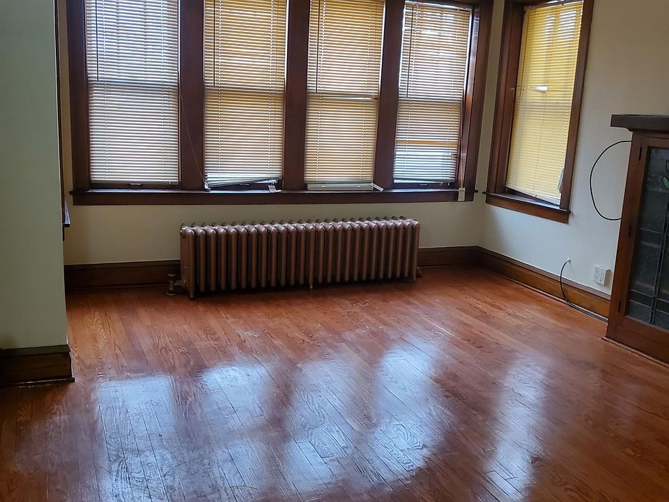 1st image of 6938 S Campbell Ave APT 1