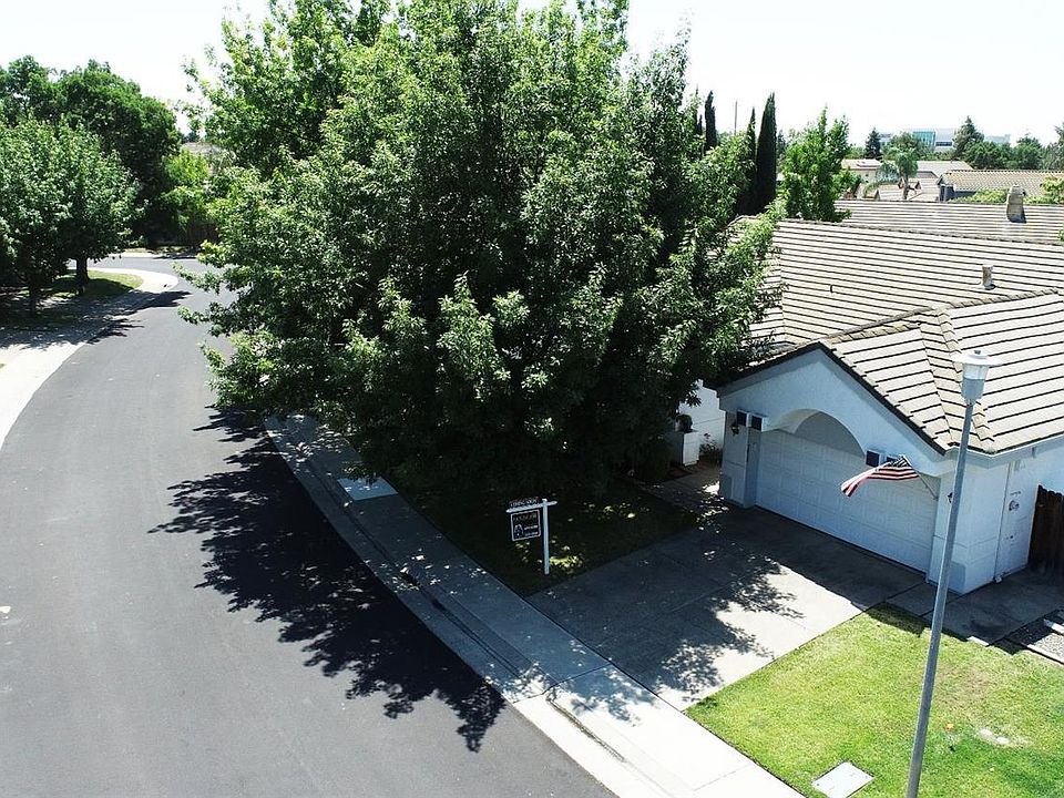 1st image of 7818 Bardswell Ct