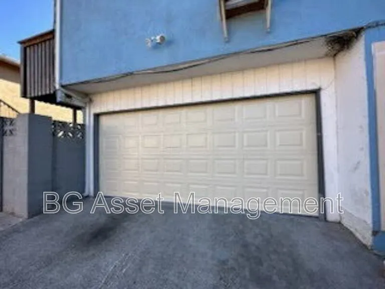 2417 Northrop Ave #2 — Photo 17