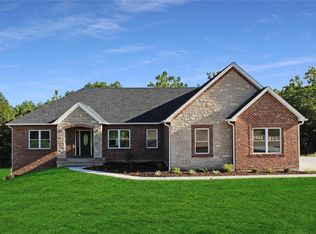 626 Winged Foot Ct, Washington, MO 63090