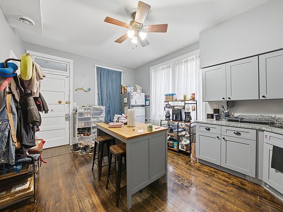 5th image of 2527 S Harding Ave