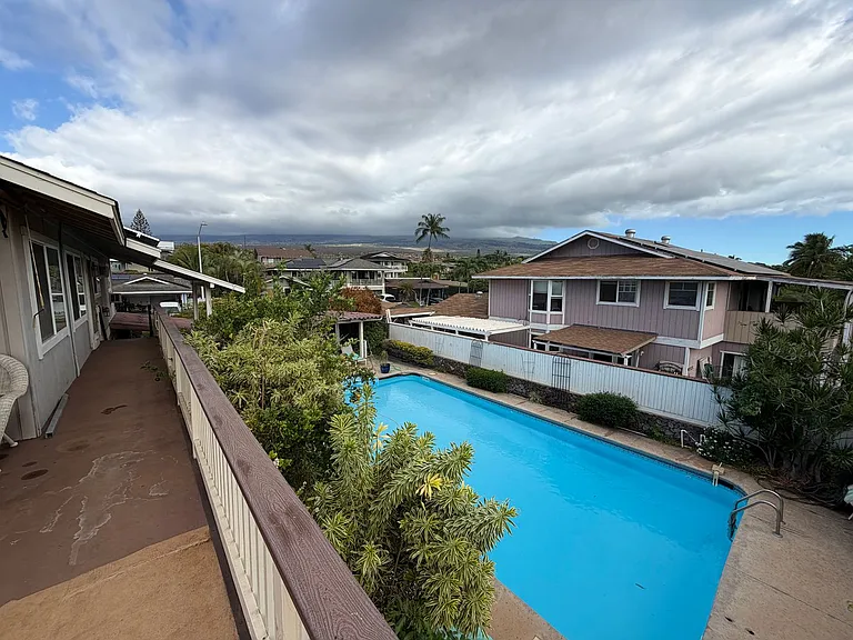 2570 Hunakai St — Photo 14