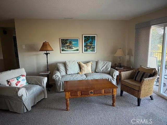 2 bed, 1079 sqft, $3,000 — Photo 2