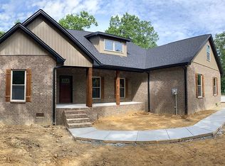 30 Brow Dr, Belvidere, TN 37306