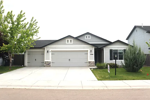 17546 Mountain Springs Ave Photo 1 17546 Mountain Springs Ave Photo 1