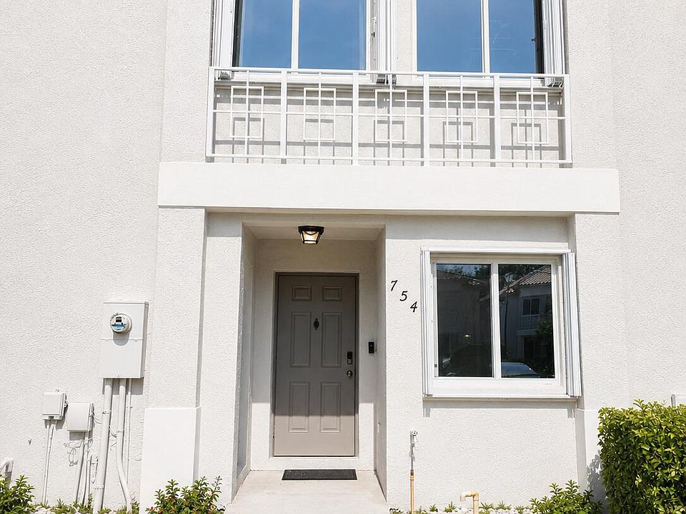 1st image of 754 NW 208TH Drive #754