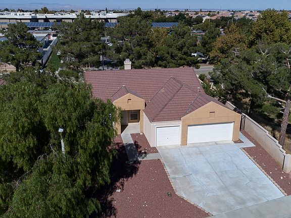3rd image of 2531 Cloverdale Ct