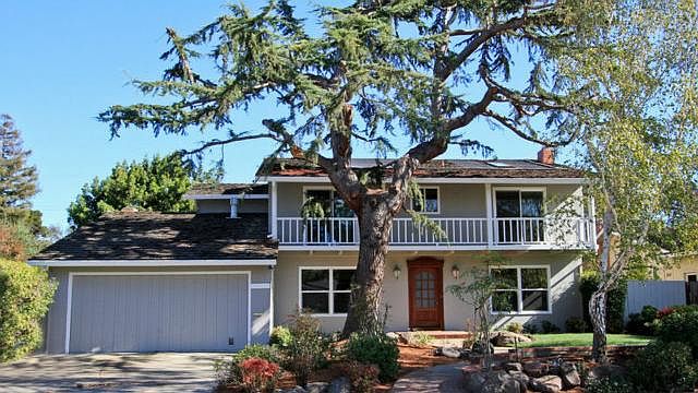 1st image of 2557 Fairbrook Dr
