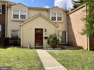 61 Old Forge Xing, Devon, PA 19333