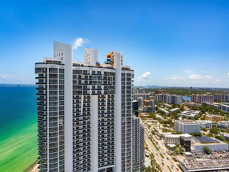 18201 Collins Ave #5303 — Photo 41