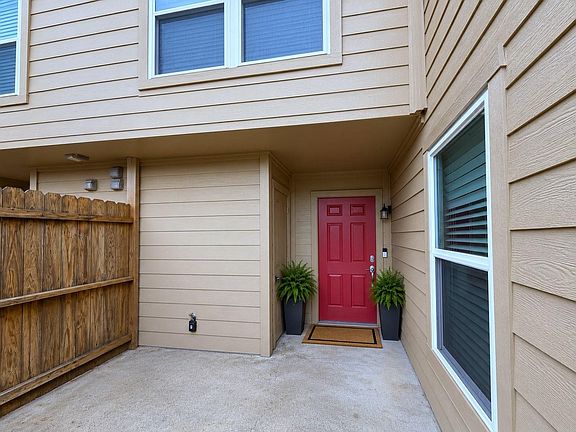 4th image of 16120 Stuebner Airline Rd APT 502