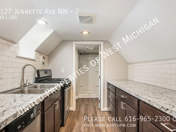 1127 Jennette Ave NW #2, Grand Rapids, MI 49504
