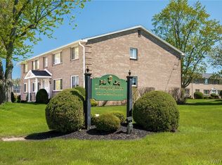 135 Old Lyme Dr APT 2, Buffalo, NY 14221