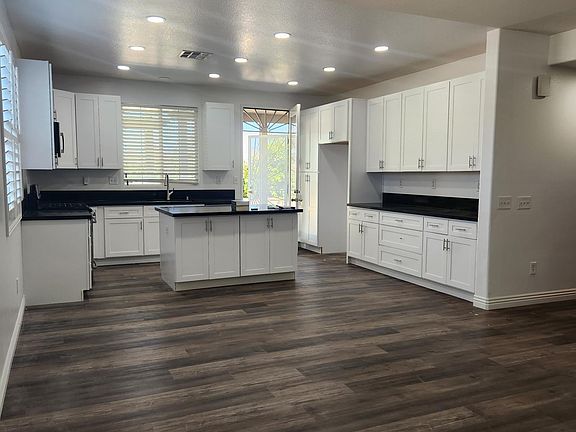 4th image of 26960 Storrie Lake Dr