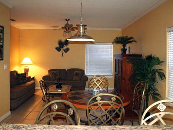 3rd image of 127 E Esperanza St #1