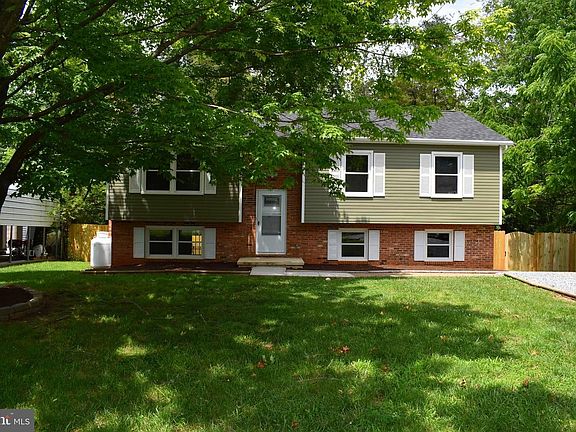 3rd image of 326 Via De Rosa Dr