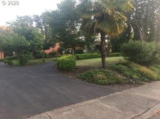 581 SE Thompson Ave, Winston, OR 97496