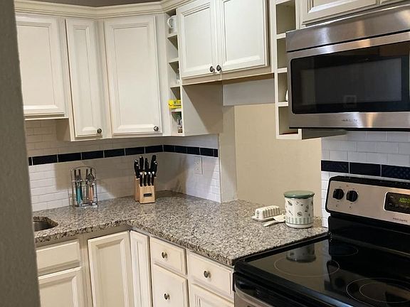 3rd image of 116 Lake Barbara Drive