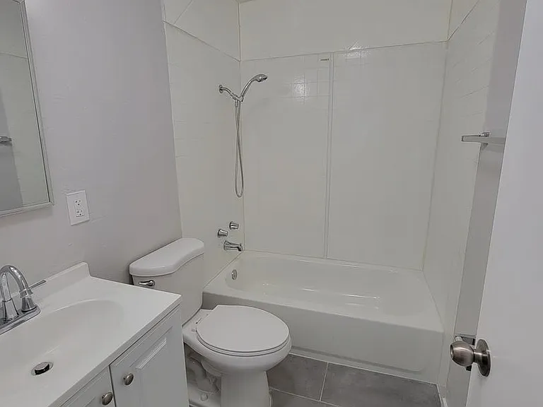 3050 Fruitvale Ave — Photo 14