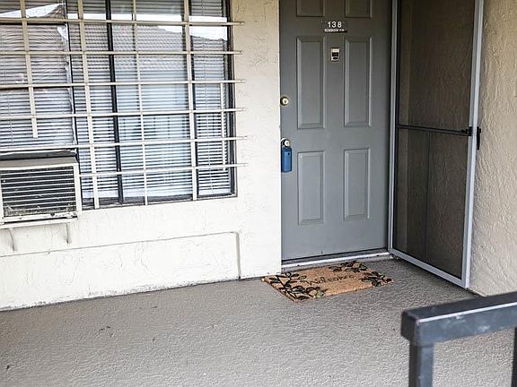 2nd image of 138 Kenbrook Cir
