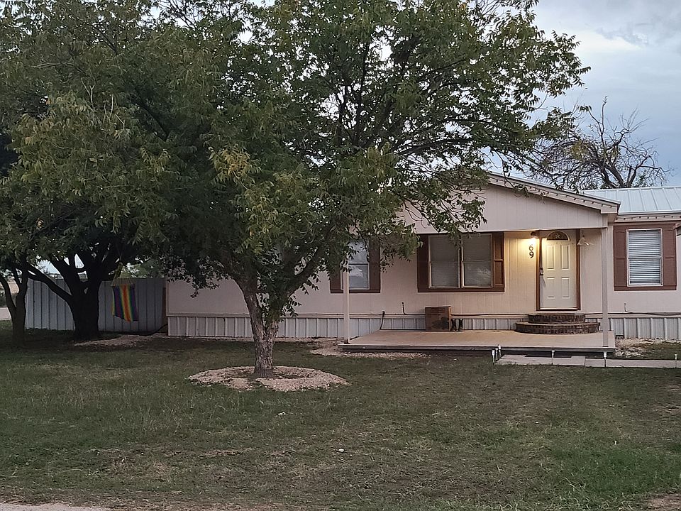 1st image of 69 Cinnamon Ln