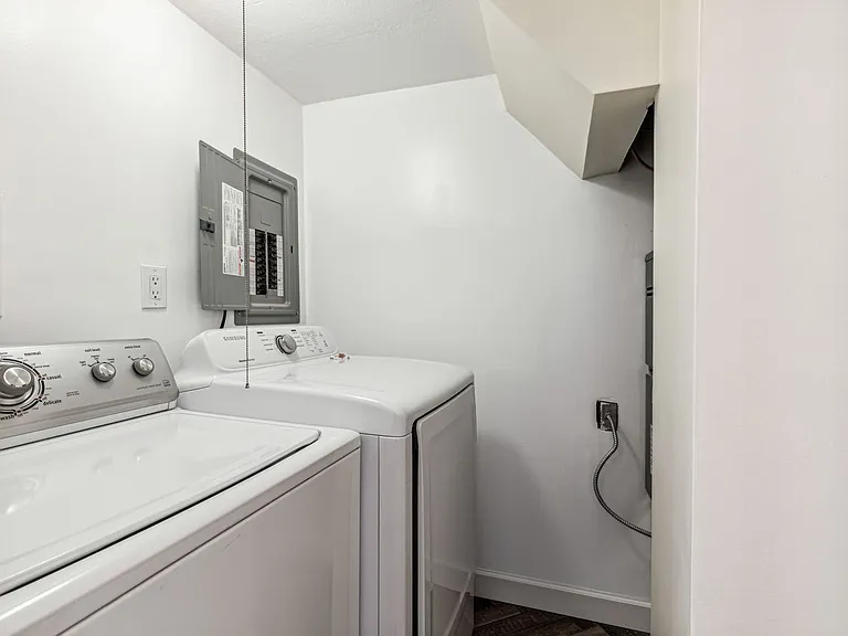 7752 Montgomery Rd #82 — Photo 14