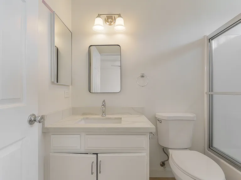 519 E Walnut Ave #4 — Photo 15