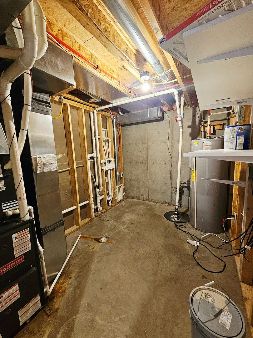 4 Bed | 3 Bath | Double Garage | Mall Ridge — Photo 4