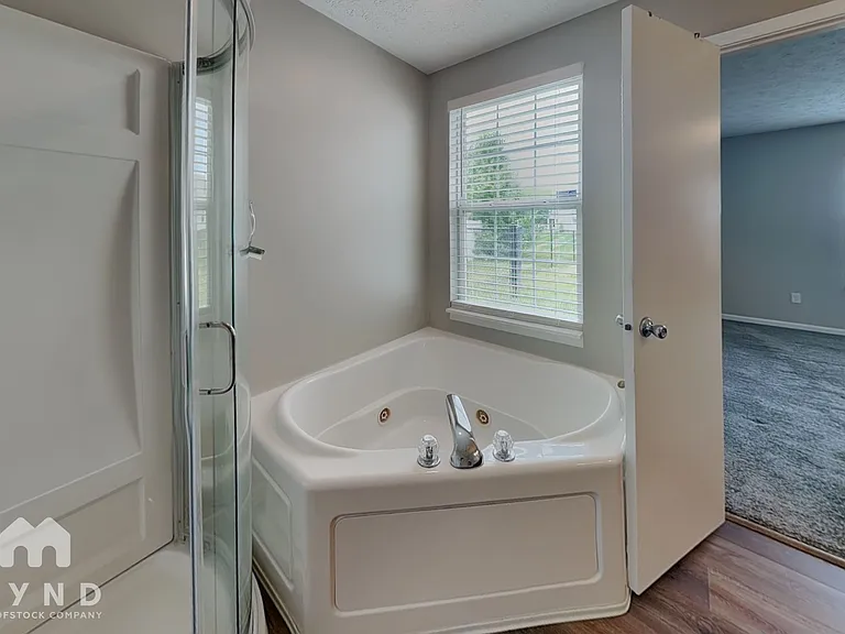 6822 Bluestem Ct — Photo 10