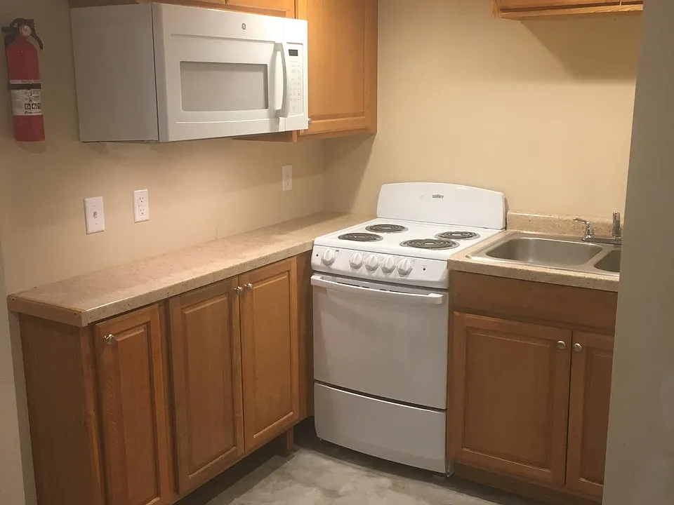1509 Grand Ave #3