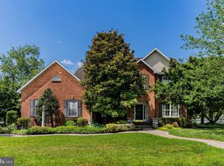 5960 Huntington Cmns, Enola, PA 17025