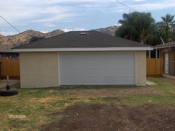 3rd image of 32913 Sierra Drive